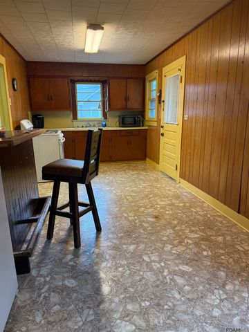 907 Westend, New Roads, LA 70760