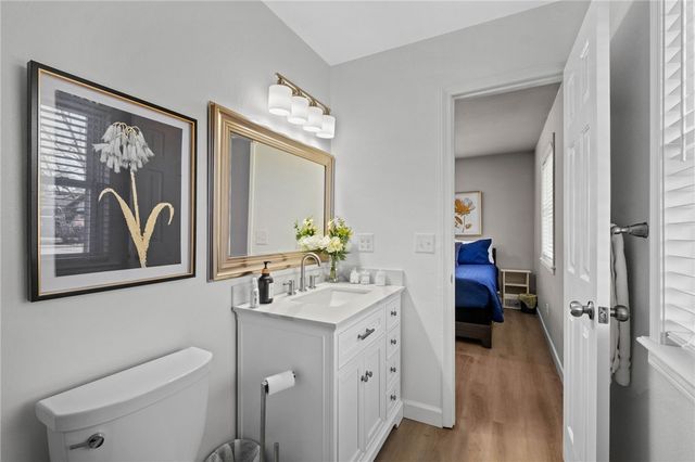 708 NW J Street, Bentonville, AR 72712