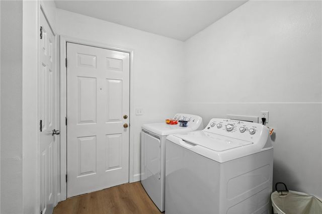 708 NW J Street, Bentonville, AR 72712