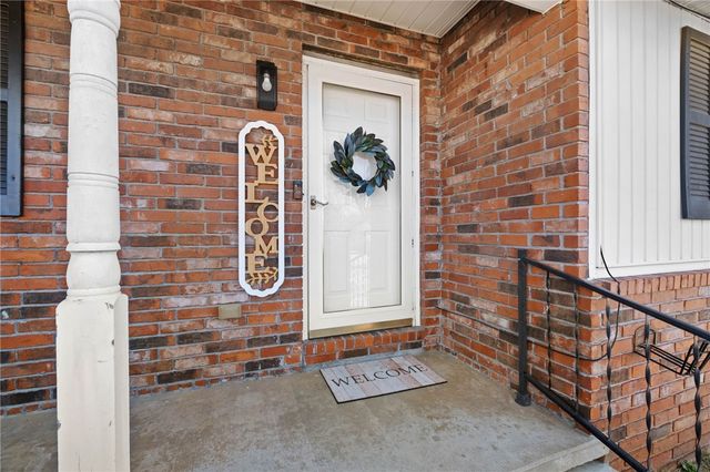 708 NW J Street, Bentonville, AR 72712