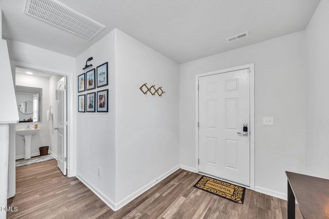 772 Frosty Way, Zebulon, NC 27597