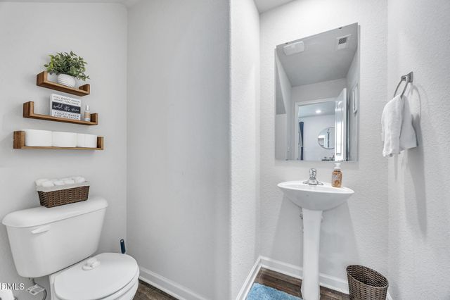 772 Frosty Way, Zebulon, NC 27597