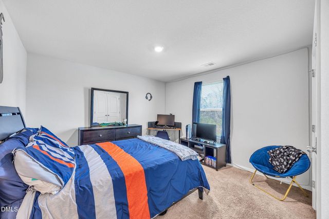 772 Frosty Way, Zebulon, NC 27597