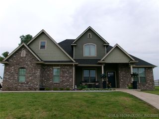 797 Cold Water Creek Drive, Muskogee, OK 74403