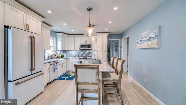 1202 SHERIDAN BLVD, Brigantine, NJ 08203