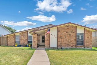 4908 Crawford Drive, The Colony, TX 75056