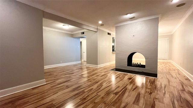 5925 E University Boulevard 132, Dallas, TX 75206