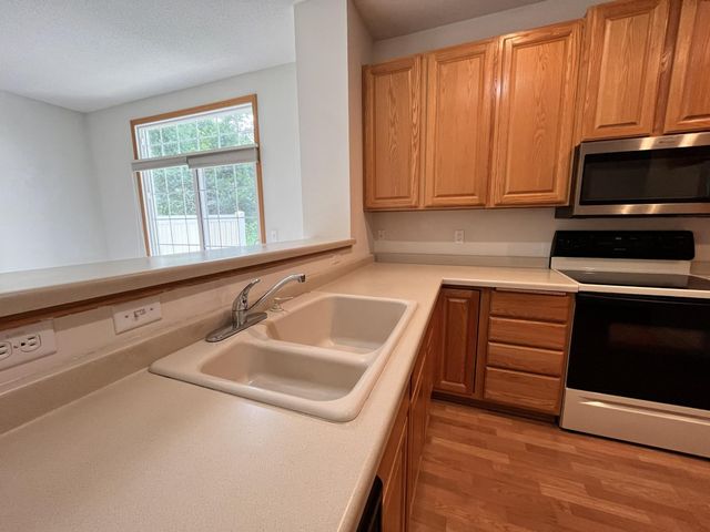 13954 Erwin Court, Eden Prairie, MN 55344