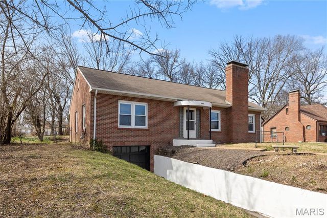 223 N Dellwood Road, Dellwood, MO 63135