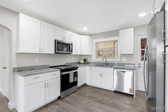 223 N Dellwood Road, Dellwood, MO 63135