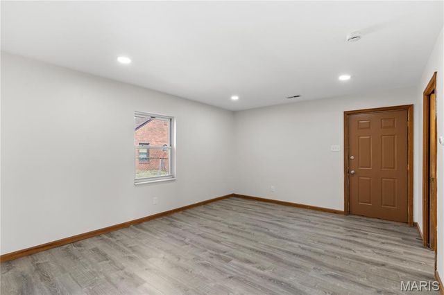 223 N Dellwood Road, Dellwood, MO 63135