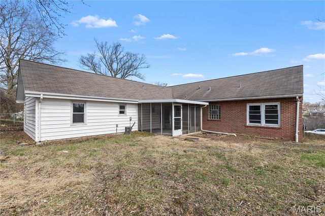 223 N Dellwood Road, Dellwood, MO 63135