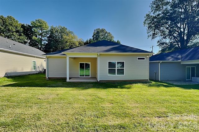 528 Cabarrus Avenue, Mooresville, NC 28115