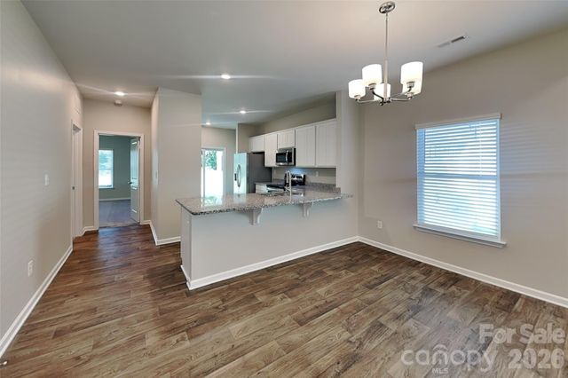 528 Cabarrus Avenue, Mooresville, NC 28115