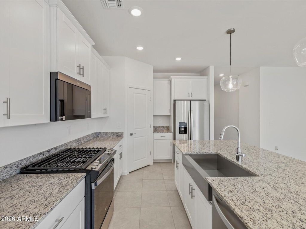 Image 18 of property listing at 4158 W ERIK Lane, San Tan Valley, AZ 85144