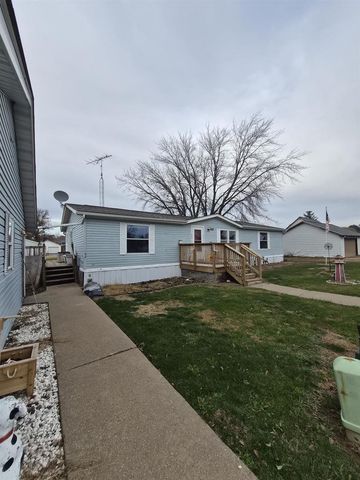 1510 14th Street, Hazel Green, WI 53811