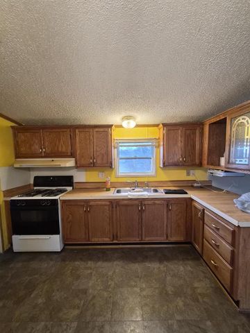 1510 14th Street, Hazel Green, WI 53811