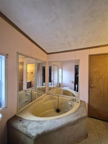 1510 14th Street, Hazel Green, WI 53811