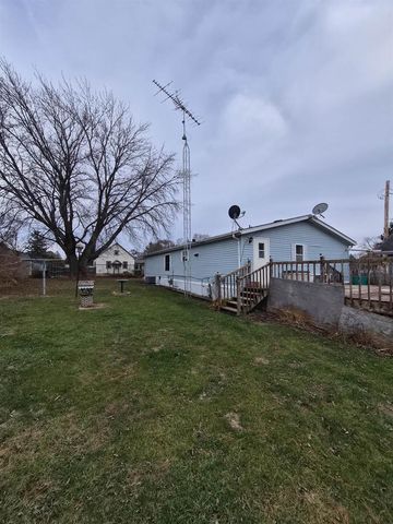 1510 14th Street, Hazel Green, WI 53811