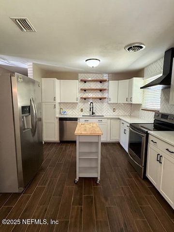 2819 ROBINETTE Drive, Orange Park, FL 32073