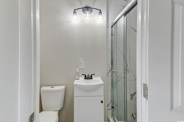 10200 Lake Shore Dr Apt 13, Myrtle Beach, SC 29572