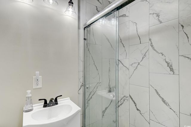 10200 Lake Shore Dr Apt 13, Myrtle Beach, SC 29572