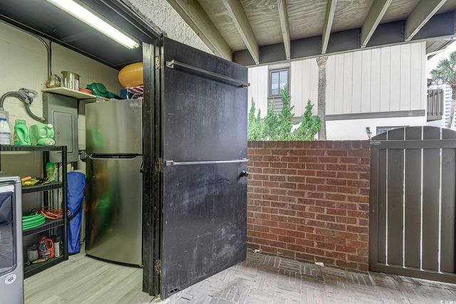 10200 Lake Shore Dr Apt 13, Myrtle Beach, SC 29572