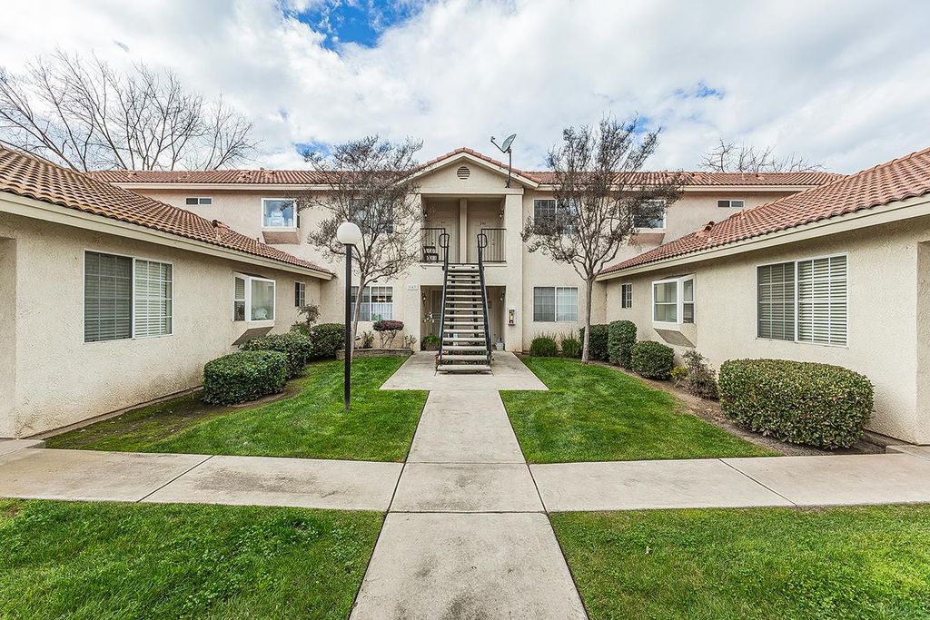 Image 1 of property listing at 1542 E Alluvial Avenue # 147, Fresno, CA 93720