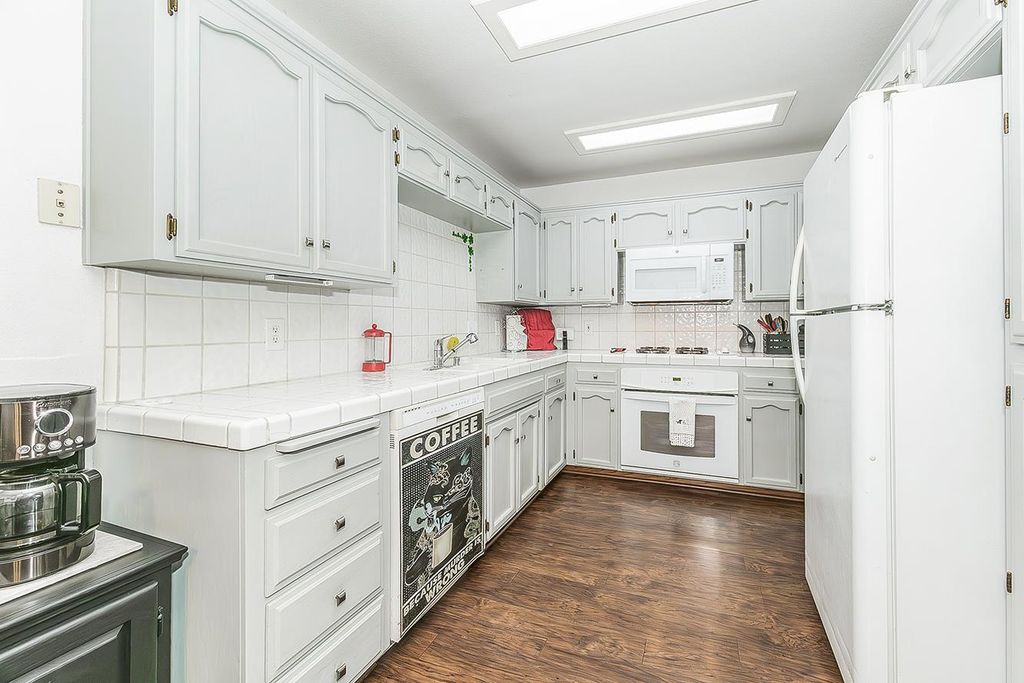 Image 11 of property listing at 1542 E Alluvial Avenue # 147, Fresno, CA 93720