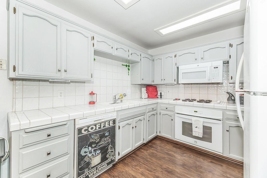 Image 12 of property listing at 1542 E Alluvial Avenue # 147, Fresno, CA 93720