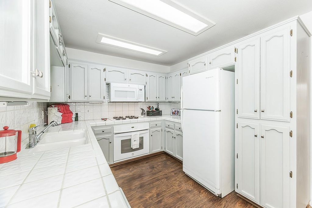 Image 13 of property listing at 1542 E Alluvial Avenue # 147, Fresno, CA 93720