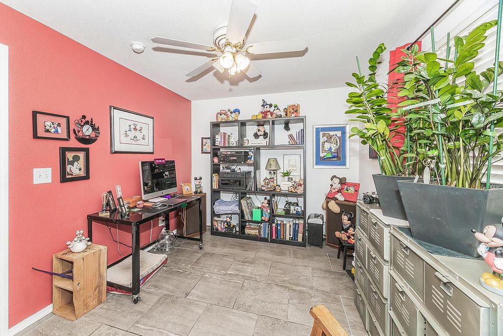 Image 22 of property listing at 1542 E Alluvial Avenue # 147, Fresno, CA 93720