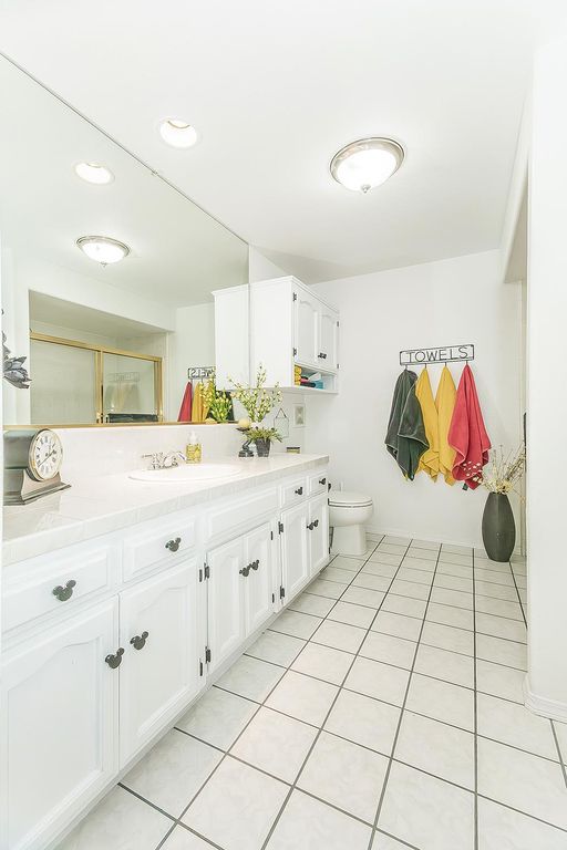 Image 25 of property listing at 1542 E Alluvial Avenue # 147, Fresno, CA 93720