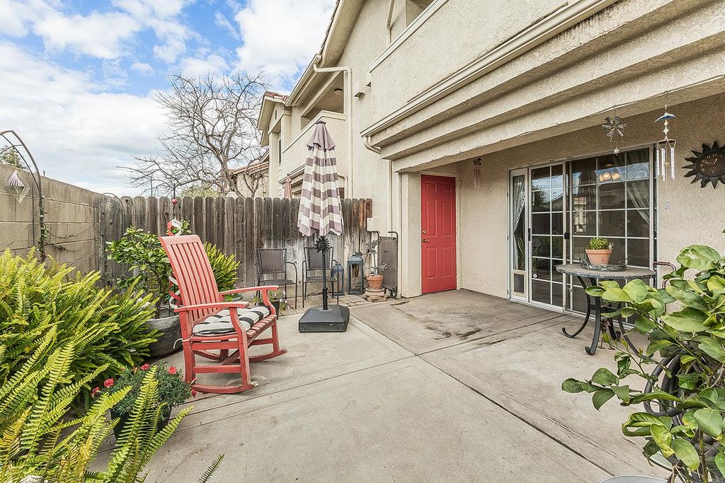 Image 30 of property listing at 1542 E Alluvial Avenue # 147, Fresno, CA 93720