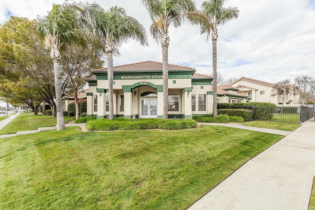 Image 34 of property listing at 1542 E Alluvial Avenue # 147, Fresno, CA 93720