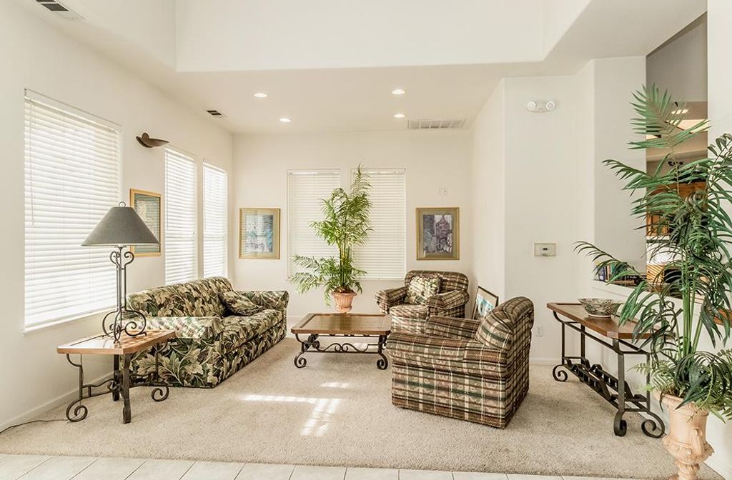 Image 38 of property listing at 1542 E Alluvial Avenue # 147, Fresno, CA 93720