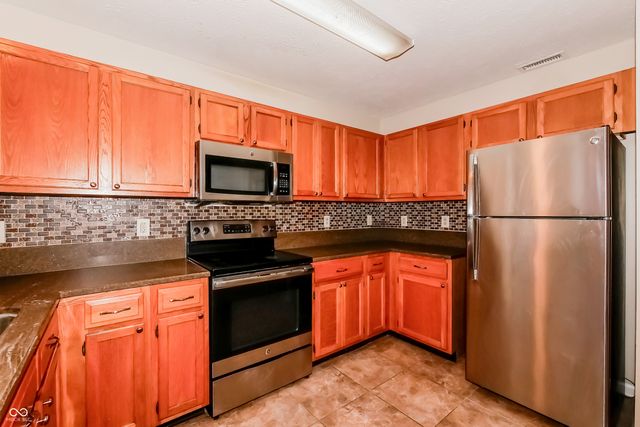 1202 Pine Mountain Way, Indianapolis, IN 46229