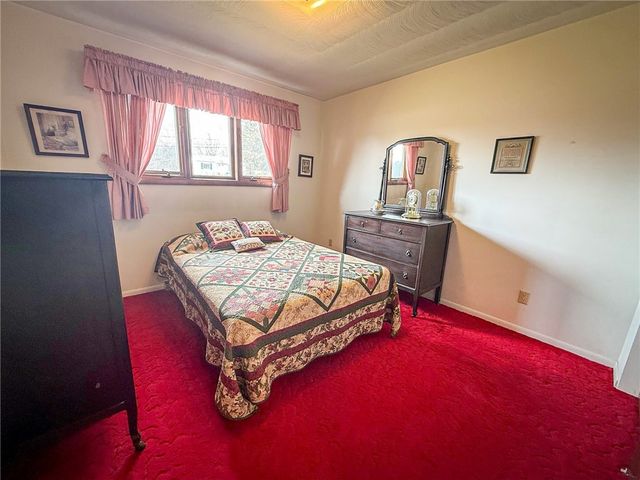 300 N Duffy Rd, Twp Of But Nw, PA 16001