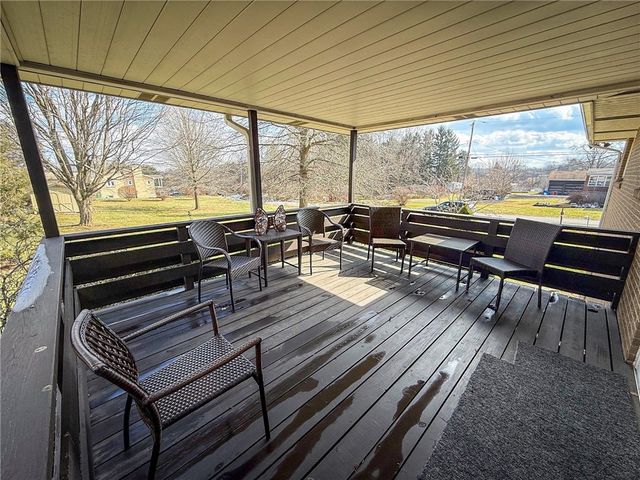 300 N Duffy Rd, Twp Of But Nw, PA 16001