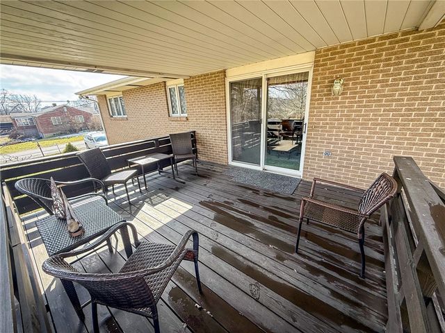 300 N Duffy Rd, Twp Of But Nw, PA 16001