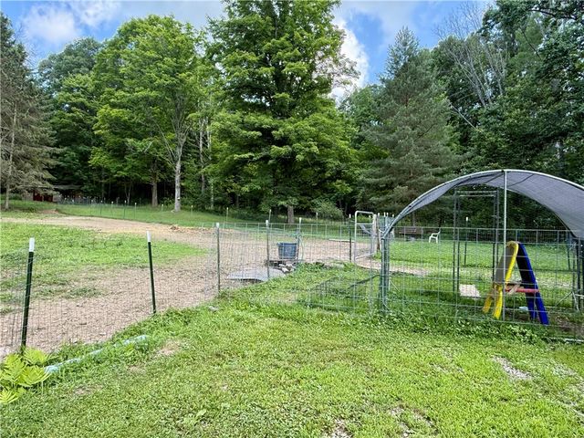 44 Patterson Lane, Foster Town, PA 16701