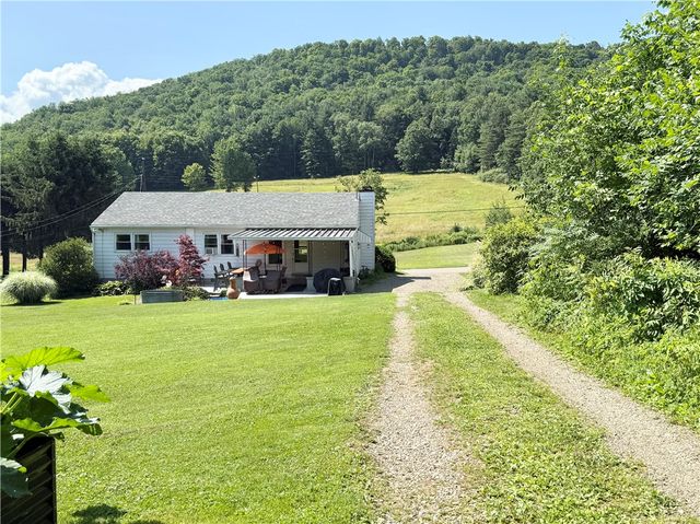 44 Patterson Lane, Foster Town, PA 16701
