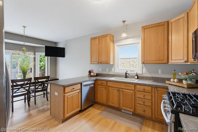 750 Shortridge Avenue, Rochester Hills, MI 48307