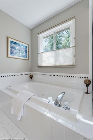 750 Shortridge Avenue, Rochester Hills, MI 48307