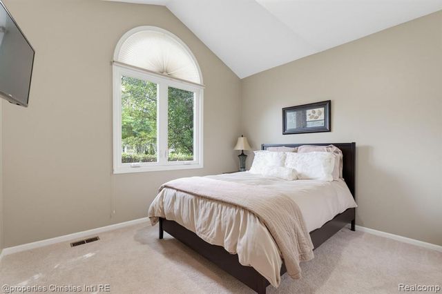 750 Shortridge Avenue, Rochester Hills, MI 48307