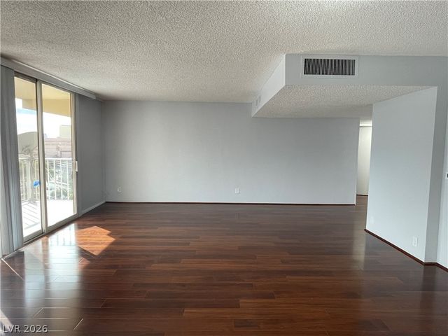 205 East Harmon Avenue 1003, Las Vegas, NV 89169