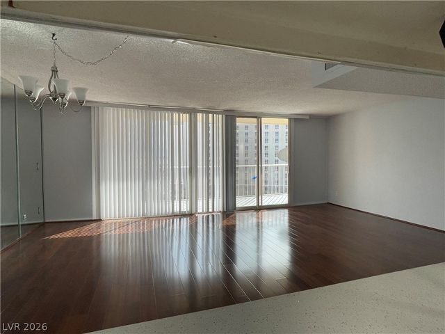 205 East Harmon Avenue 1003, Las Vegas, NV 89169