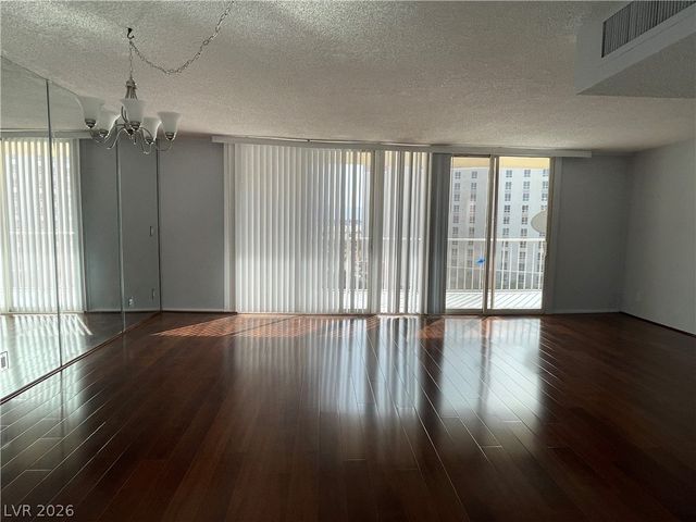 205 East Harmon Avenue 1003, Las Vegas, NV 89169