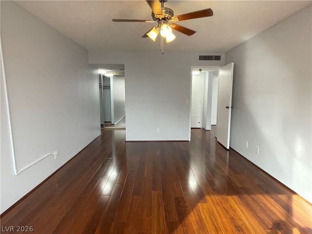 205 East Harmon Avenue 1003, Las Vegas, NV 89169