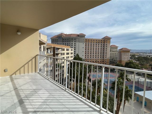 205 East Harmon Avenue 1003, Las Vegas, NV 89169